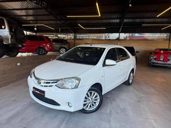 TOYOTA ETIOS 1.5 XLS 16V FLEX 4P MANUAL TOYOTA ETIOS 1.5 XLS 16V FLEX 4P MANUAL